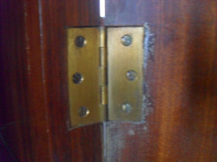 Tavolino con mobiletto in stile olandese