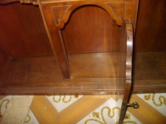 Trumeau: cassettone con ribalta e specchio