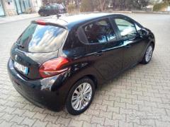 PEUGEOT 208 1.5 CV 100 GARANZIA