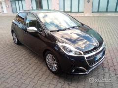 PEUGEOT 208 1.5 CV 100 GARANZIA
