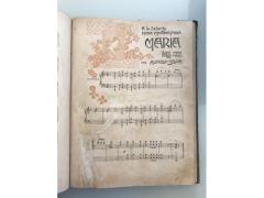 Vecchio libro di musica