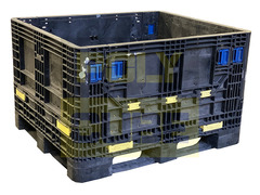 Contenitori cassoni in plastica usati e richiudibili