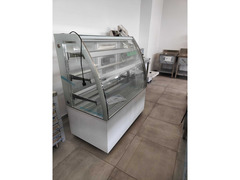 Vetrina - espositore refrigerato pasticceria - +2+8°C - ventilata - 1225x680x1420h
