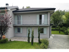 Villa Bifamiliare con giardino in collina con vista panoramica