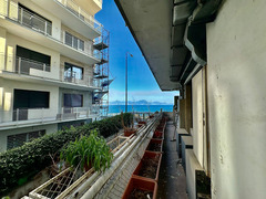 IN VENDITA POSILLIPO VIA PETRARCA