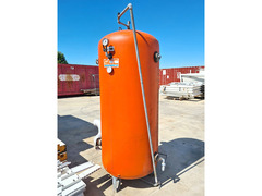 SERBATOIO COIBENTATO 1000 lt USATO