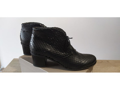 Stivaletti donna in pelle Lilimill