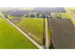Rustico ristrutturato indipendente con parco a Fontanellato (PR)