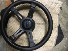 Volante in pelle sportivo FIAT.