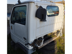 Cabina Nissan Cabstar anno 2003