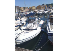 gommone attrezzato pesca