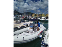 gommone attrezzato pesca