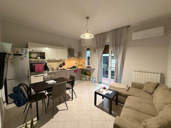 LOANO VIA FORNACI L'AGENZIA RETECASA VENDE TRILOCALE CON BOX E CANTINA