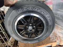 Cerchi in lega Jeep Wrangler JK 17X7.5 e gomme 245/75R17