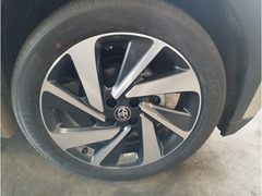 Cerchi in lega "18 e gomme 175/60R18 Toyota Aygo X