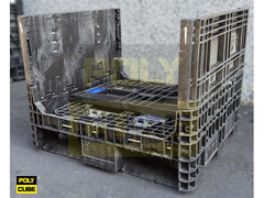 Cassoni in plastica bins usati