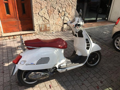 Vespa GTS 300 Super