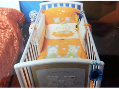 Culla Pali con materasso e piumone – ottime condizioni!