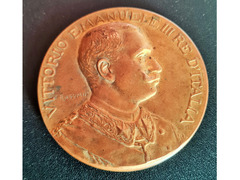 Medaglia bronzo dorato Vittorio Emanuele III Esposizione  Internazionale Napoli 1913  4