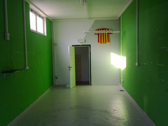 LOCALE COMMERCIALE FRONTE STRADA