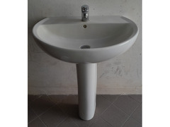 Lavandino Pozzi Ginori con colonna e rubinetto piletta scarico,