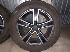 Cerchi lega Mak 7JX16 H2 + Continental 215/60 R16 99H M+S