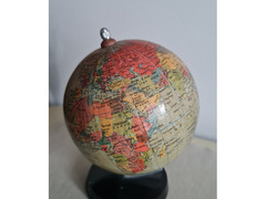 Globo Terrestre Tedesco Räths DDR 1964  piccolo mappamondo  da collezione con la mappa