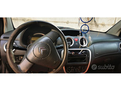 Citroën C2 dotata di allarme
