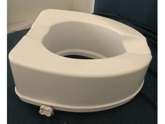 RIALZI WC con fissaggio laterale