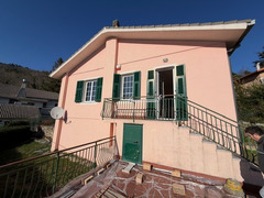 MAGLIOLO L'AGENZIA RETECASA VENDE VILLETTA INDIPENDENTE