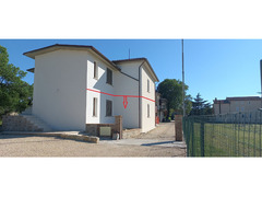 parte bifamiliare con giardino privato