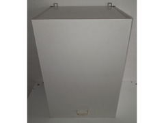 Pensile bianco o base con aggiunta piedini completo mis. alt 60 larg 40 prof 33 cm. con piano intern