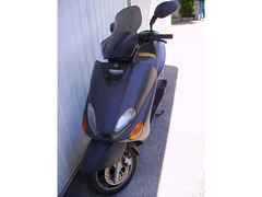 Ricambi scooter yamaka 125 Majesty