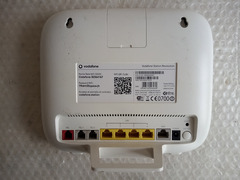 Modem Router Vodafone Station Revolution modello AHG2500