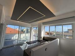 LOANO CENTRO VENDESI STUPENDO ATTICO CON AMPIO TERRAZZO