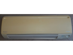 Condizionatore Aria Daikin 2 split da 9.000 BTU più motore unità esterna