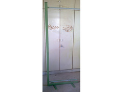 Espositore pubblicità bi-facciale 200 x 85 cm. per esterni ed interni.
