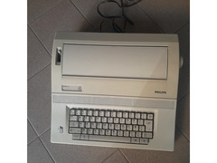  Macchina da scrivere portatile elettrica Philips Mod. VW 2140.