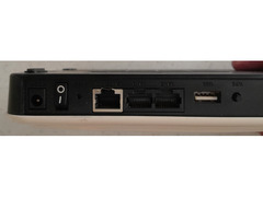 Antenna da esterno e un router da interno di marca Linkem. kit linkem