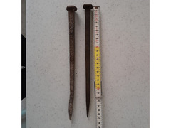 Chiodi Ferro Antichi Forgiati a mano lunghezze da 9 A 27 cm. periodo 1800.
