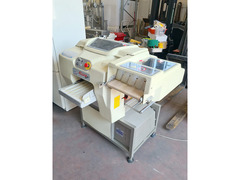 CONFEZIONATRICE PROFESSIONALE AUTOMATICA USATA