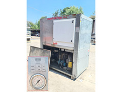 CHILLER REFRIGERATO PER ACQUA USATO