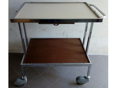 Carrello Portavivande Professionale con piano estraibile struttura in Acciaio