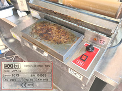 CONFEZIONATRICE MANUALE PER VASCHETTE USATA