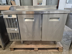 TAVOLO FRIGO MOTORE A BORDO USATO