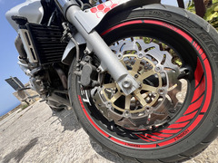 Honda Hornet 600 2004 • 25.000 km • Perfetta Molti Upgrade