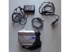 VIDEOCAMERA SONY HANDYCAM DCR-DVD106E completa di tutto in ottime condizioni