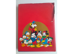 Topolino e i Magnifici Eroi di Walt Disney Paperino 365 storie libro + copertina.