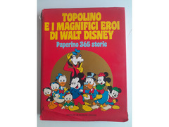 Topolino e i Magnifici Eroi di Walt Disney Paperino 365 storie libro + copertina.
