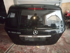 Portellone con lunotto Mercedes GL X164